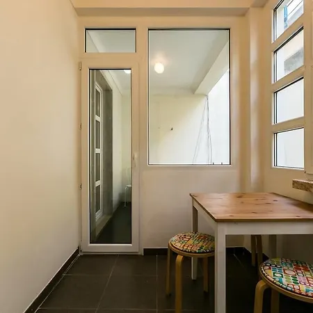 Apartamento Cozy 3 Beds 7 Min To Metro Lisboa