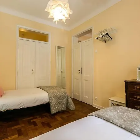 Cozy 3 Beds 7 Min To Metro * Lisboa