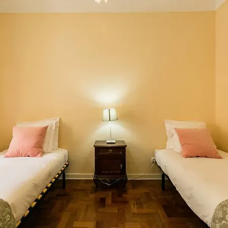 Apartamento Cozy 3 Beds 7 Min To Metro Lisboa