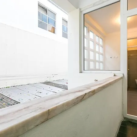 Cozy 3 Beds 7 Min To Metro Apartamento